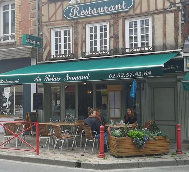 Chambre Independante Au Relais Normand Cormeilles  Екстер'єр фото
